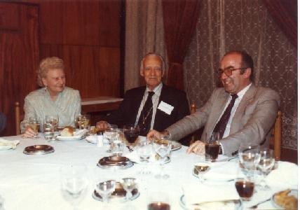 Nansen Behar with Professor and Mrs Kenneth Mellanby at the closing banquet, Varna 1988